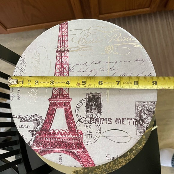 Paris themed hat box 9” diameter, 7” tall - Picture 3 of 5